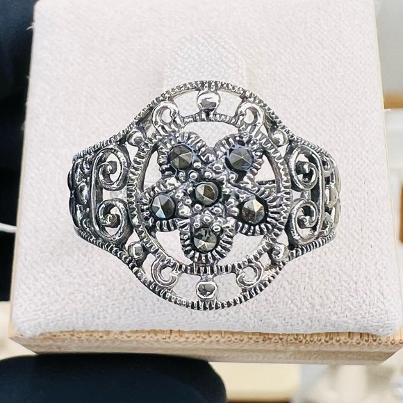 Jewelry - Sterling Silver Marcasite Filigree Art Lace Embroidery Cocktail Ring Size 9